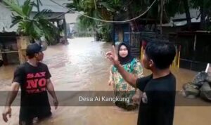 Air Setinggi 60 cm, Rendam 20 Rumah Di Ai Kangkung